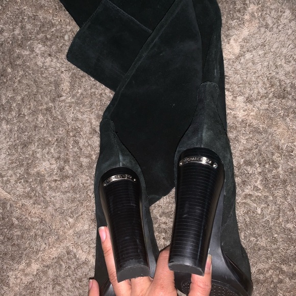 Michael kors boots - Picture 2 of 2